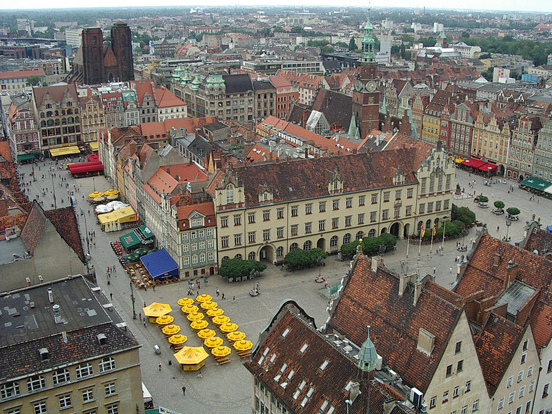 Подобрява се пазарът на имоти в Полша